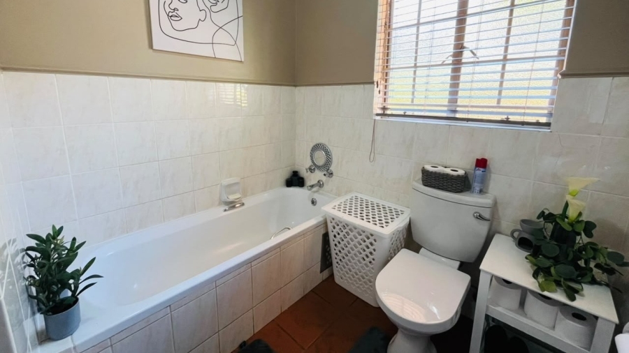 4 Bedroom Property for Sale in Cashan North West
